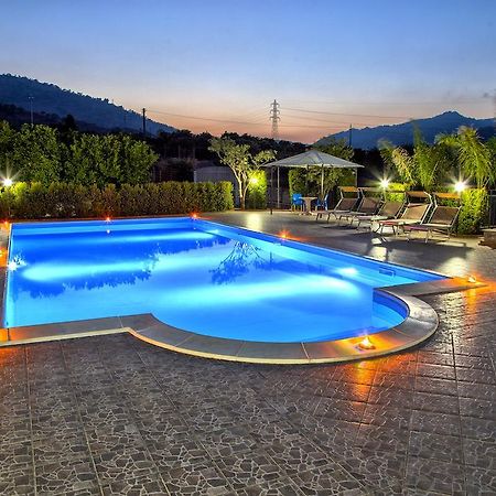 Casa Vacanze Alcantara Gaggi ภายนอก รูปภาพ
