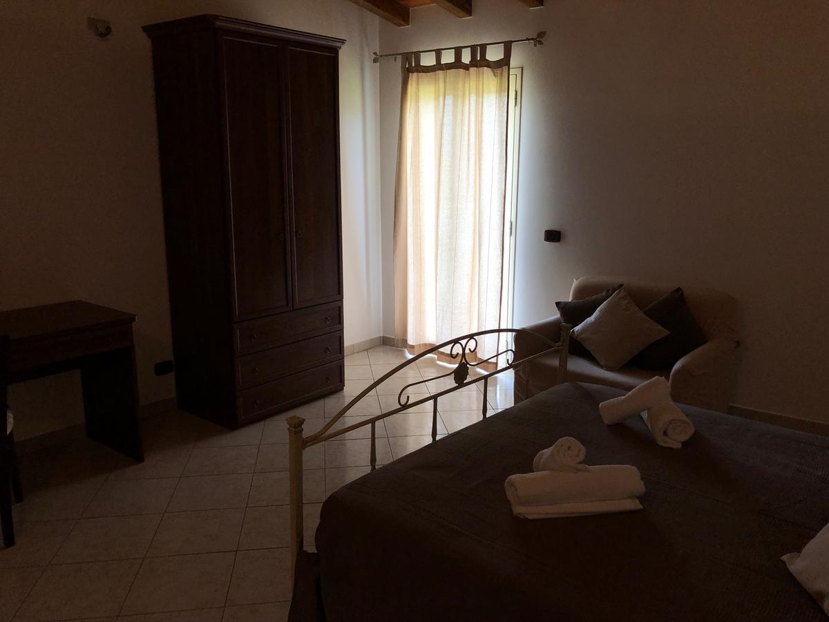 Casa Vacanze Alcantara Gaggi ภายนอก รูปภาพ