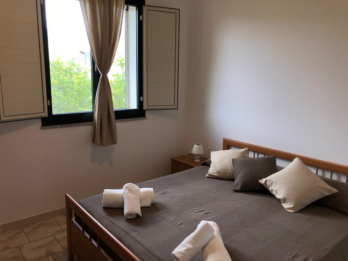 Casa Vacanze Alcantara Gaggi ภายนอก รูปภาพ