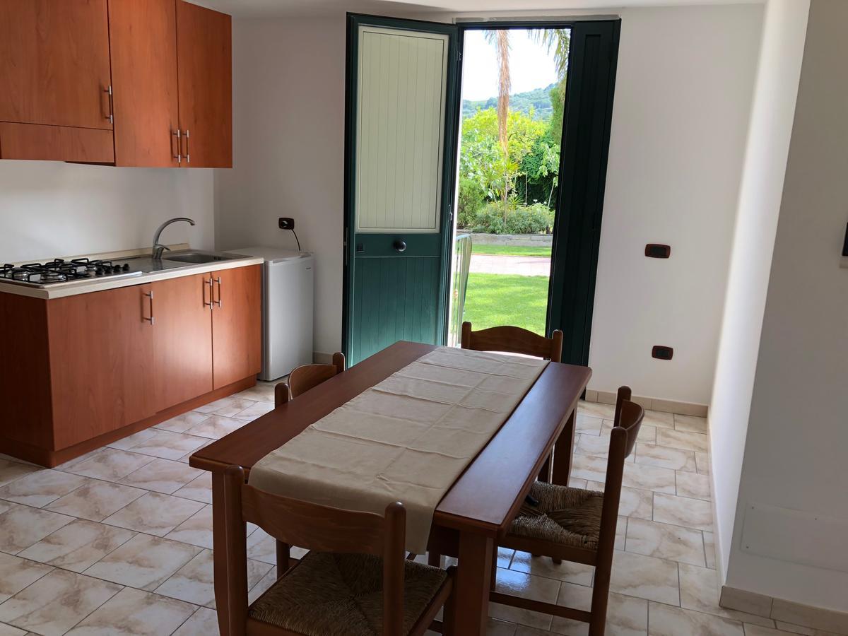 Casa Vacanze Alcantara Gaggi ภายนอก รูปภาพ