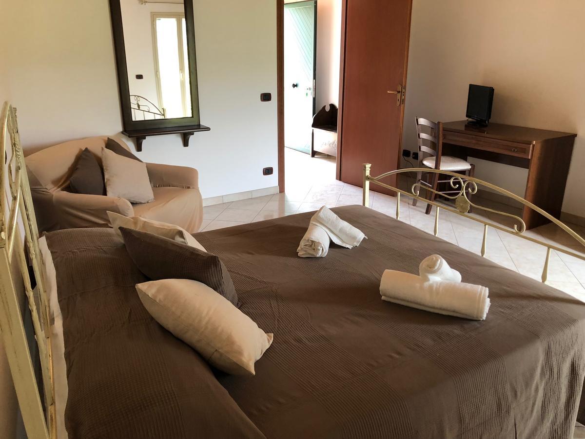 Casa Vacanze Alcantara Gaggi ภายนอก รูปภาพ